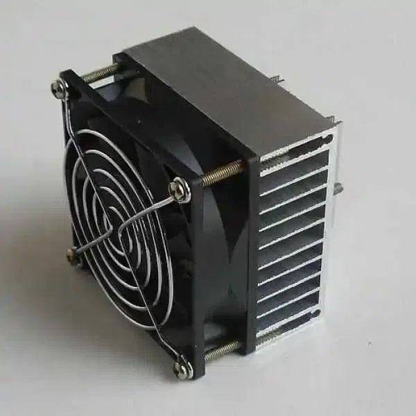 LED fan cooler heatsink